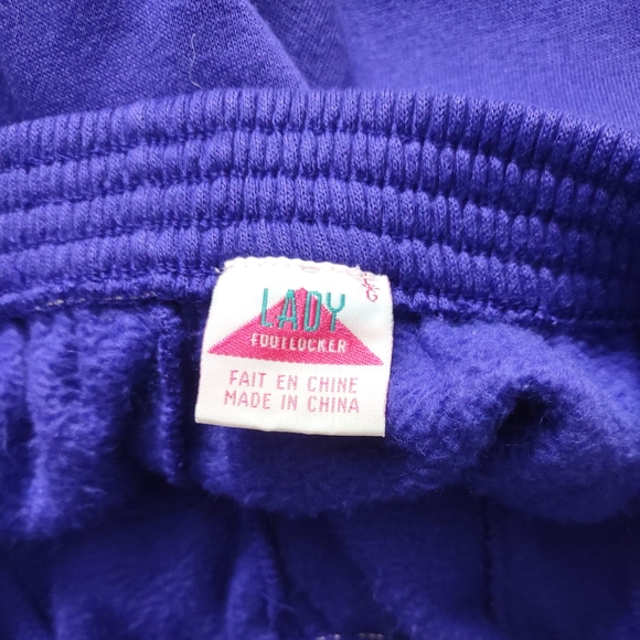 Vintage Lady Foot Locker Sweat Suit, Size Large - Picture 12 of 12